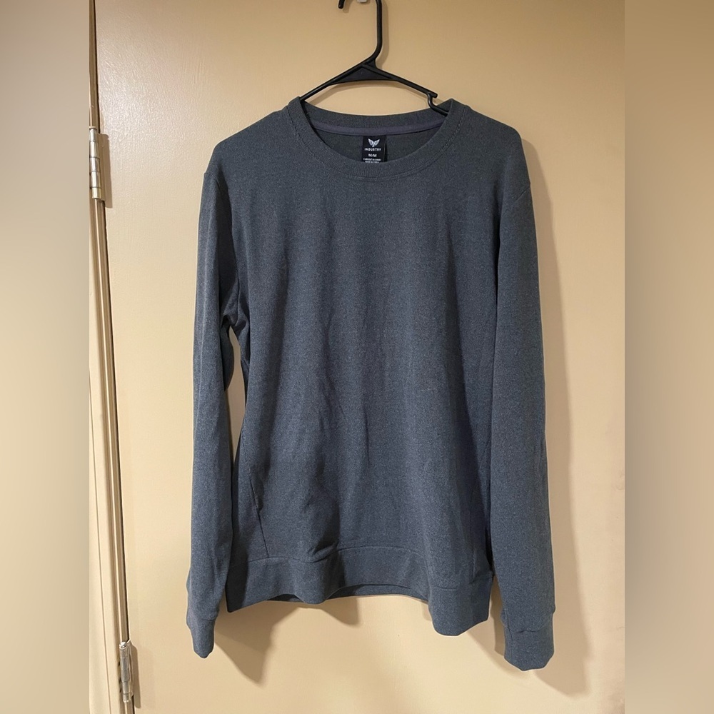 INDUSTRY Men's Dark Gray and Black Crewneck Sweater
